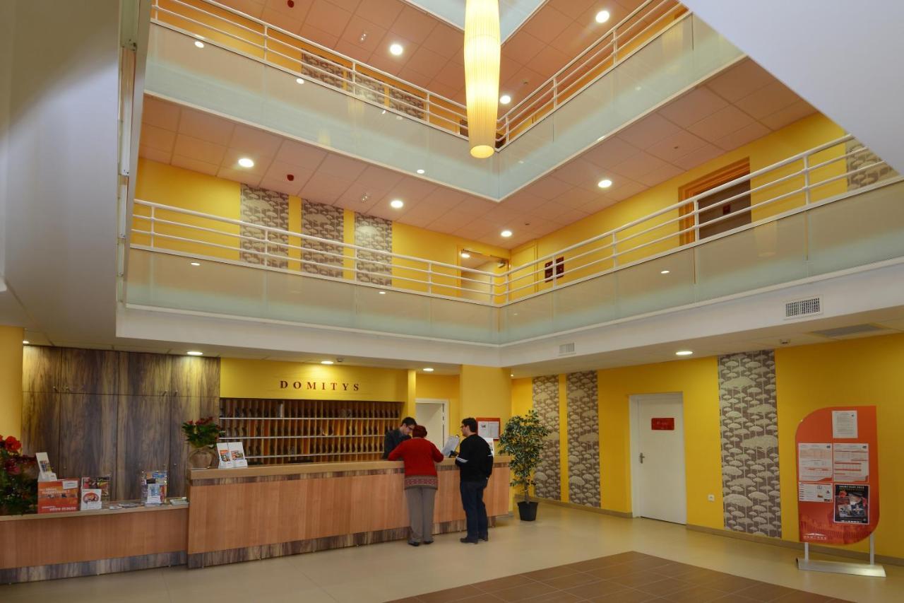 Domitys Les Tours D'Or Lejlighedshotel Perpignan Eksteriør billede
